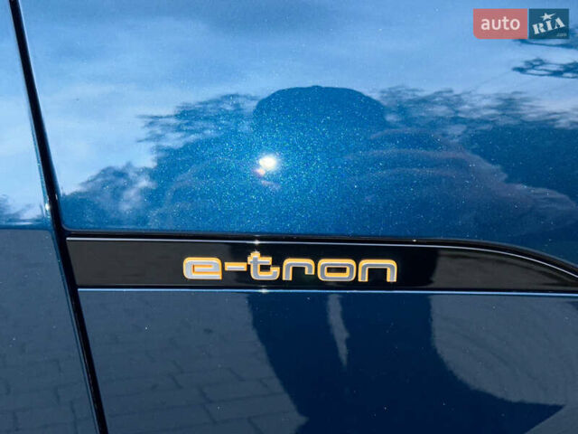 Синій Ауді E-Tron, об'ємом двигуна 0 л та пробігом 75 тис. км за 35900 $, фото 110 на Automoto.ua