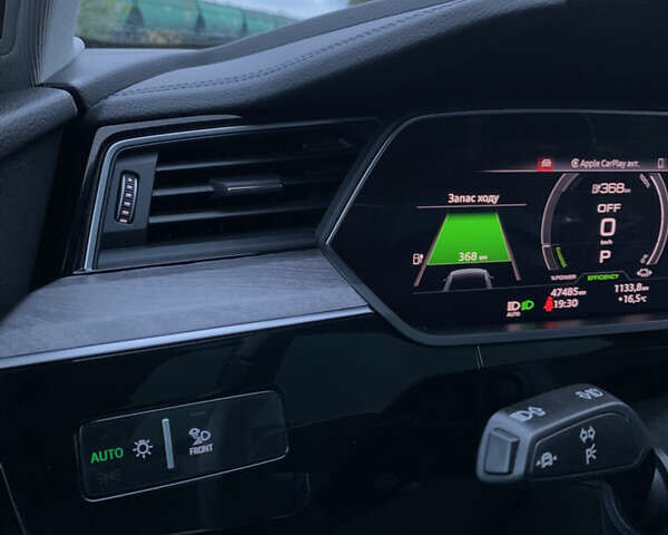 Синий Ауди E-Tron, объемом двигателя 0 л и пробегом 54 тыс. км за 32800 $, фото 41 на Automoto.ua