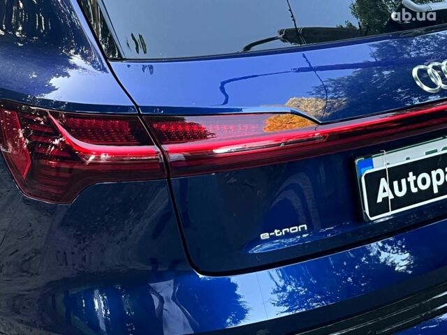 Синий Ауди E-Tron, объемом двигателя 0 л и пробегом 69 тыс. км за 35990 $, фото 11 на Automoto.ua