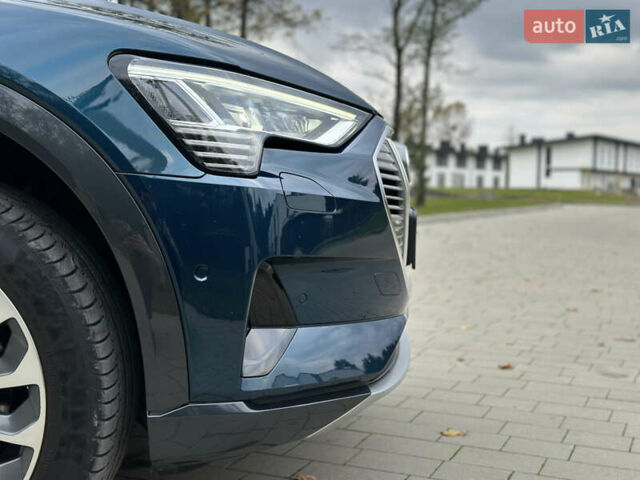 Синій Ауді E-Tron, об'ємом двигуна 0 л та пробігом 75 тис. км за 35900 $, фото 94 на Automoto.ua