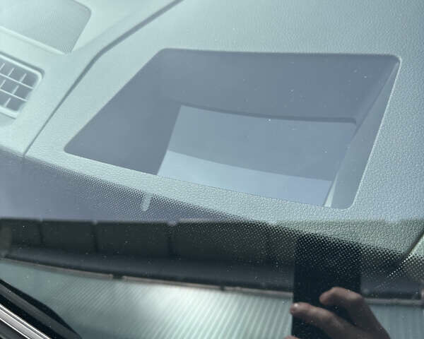 Синий Ауди E-Tron, объемом двигателя 0 л и пробегом 52 тыс. км за 47997 $, фото 13 на Automoto.ua