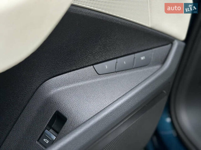 Синій Ауді E-Tron, об'ємом двигуна 0 л та пробігом 75 тис. км за 35900 $, фото 36 на Automoto.ua