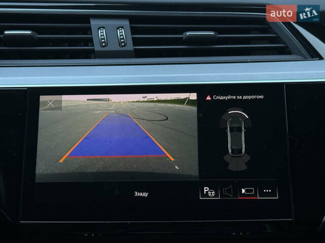 Ауді E-Tron 2021 у Львові на Automoto.ua Синій Ауді E-Tron, об'ємом двигуна 0 л та пробігом 73 тис. км за 38520 $, фото 46 на Automoto.ua