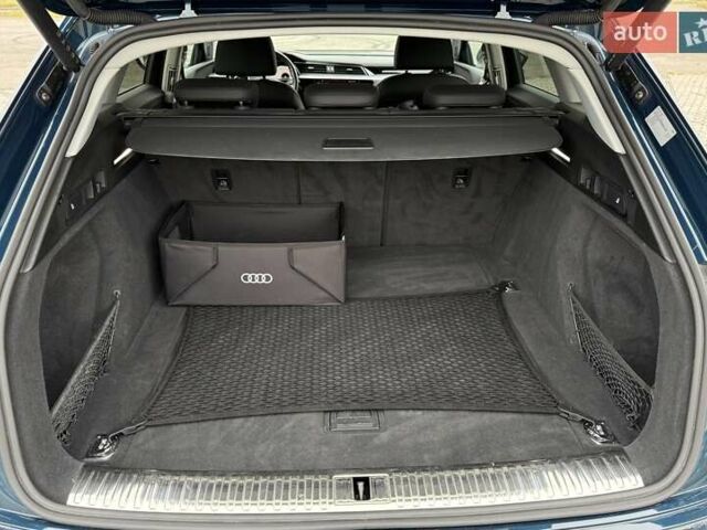 Синий Ауди E-Tron, объемом двигателя 0 л и пробегом 69 тыс. км за 32700 $, фото 45 на Automoto.ua