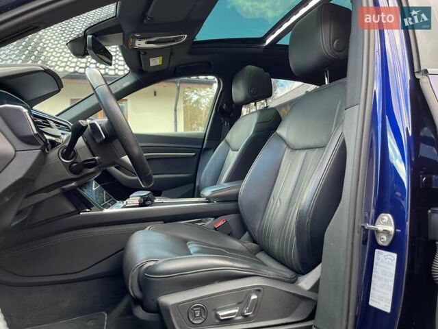 Синій Ауді E-Tron, об'ємом двигуна 0 л та пробігом 50 тис. км за 47000 $, фото 11 на Automoto.ua