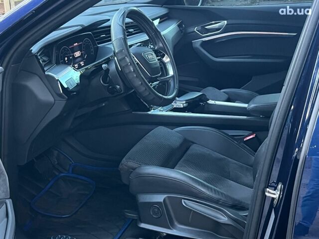 Синий Ауди E-Tron, объемом двигателя 0 л и пробегом 69 тыс. км за 35990 $, фото 31 на Automoto.ua