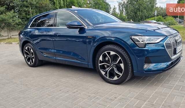 Синий Ауди E-Tron, объемом двигателя 0 л и пробегом 39 тыс. км за 36500 $, фото 13 на Automoto.ua