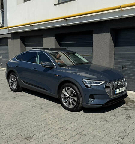 Синий Ауди E-Tron, объемом двигателя 0 л и пробегом 46 тыс. км за 34900 $, фото 16 на Automoto.ua