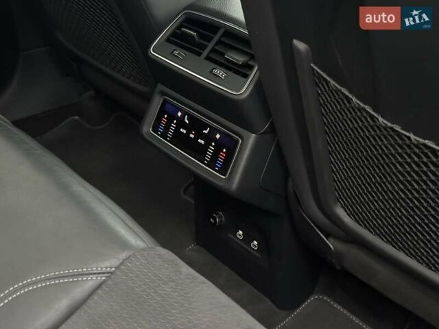 Синій Ауді E-Tron, об'ємом двигуна 0 л та пробігом 136 тис. км за 33900 $, фото 17 на Automoto.ua