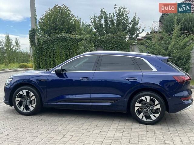 Синій Ауді E-Tron, об'ємом двигуна 0 л та пробігом 46 тис. км за 29900 $, фото 6 на Automoto.ua