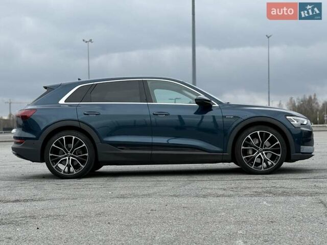 Синий Ауди E-Tron, объемом двигателя 0 л и пробегом 69 тыс. км за 33300 $, фото 12 на Automoto.ua