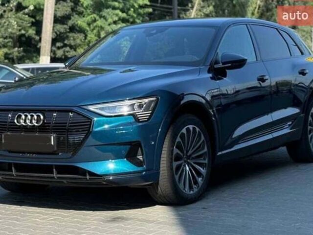 Синий Ауди E-Tron, объемом двигателя 0 л и пробегом 38 тыс. км за 37700 $, фото 2 на Automoto.ua