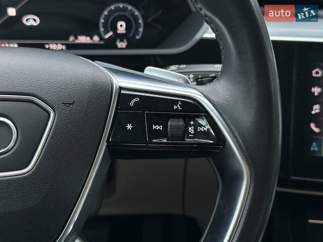 Синій Ауді E-Tron, об'ємом двигуна 0 л та пробігом 75 тис. км за 35900 $, фото 59 на Automoto.ua