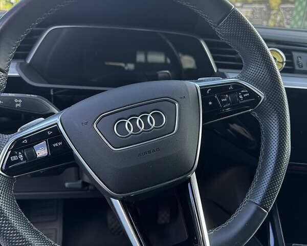 Синий Ауди E-Tron, объемом двигателя 0 л и пробегом 60 тыс. км за 42500 $, фото 14 на Automoto.ua