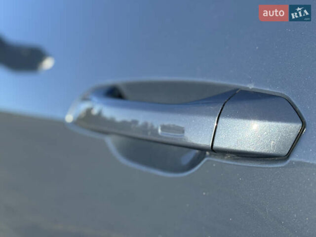 Синий Ауди E-Tron, объемом двигателя 0 л и пробегом 98 тыс. км за 30990 $, фото 19 на Automoto.ua