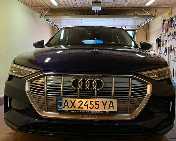 Синий Ауди E-Tron, объемом двигателя 0 л и пробегом 38 тыс. км за 30000 $, фото 6 на Automoto.ua
