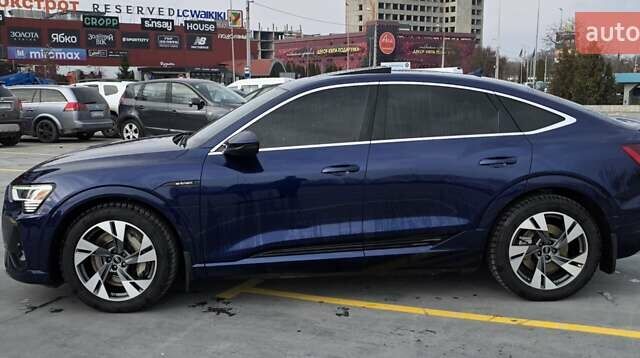 Синій Ауді E-Tron, об'ємом двигуна 0 л та пробігом 40 тис. км за 38500 $, фото 2 на Automoto.ua