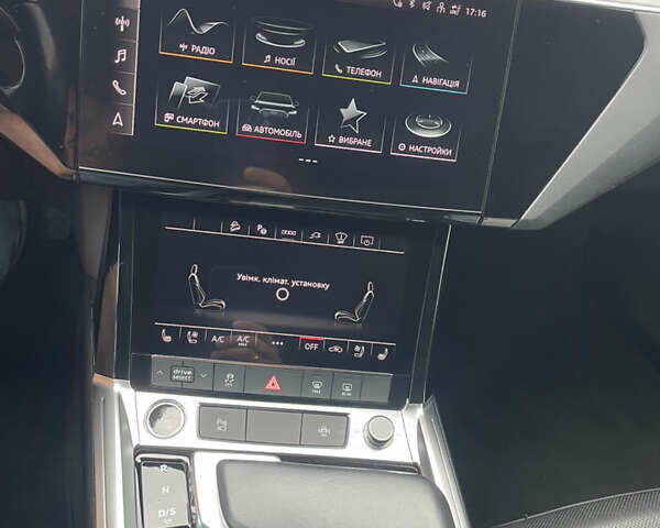 Синий Ауди E-Tron, объемом двигателя 0 л и пробегом 50 тыс. км за 36500 $, фото 15 на Automoto.ua