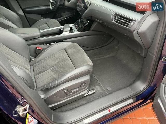 Синий Ауди E-Tron, объемом двигателя 0 л и пробегом 71 тыс. км за 38900 $, фото 25 на Automoto.ua