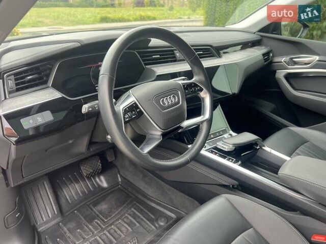 Синій Ауді E-Tron, об'ємом двигуна 0 л та пробігом 46 тис. км за 29900 $, фото 36 на Automoto.ua