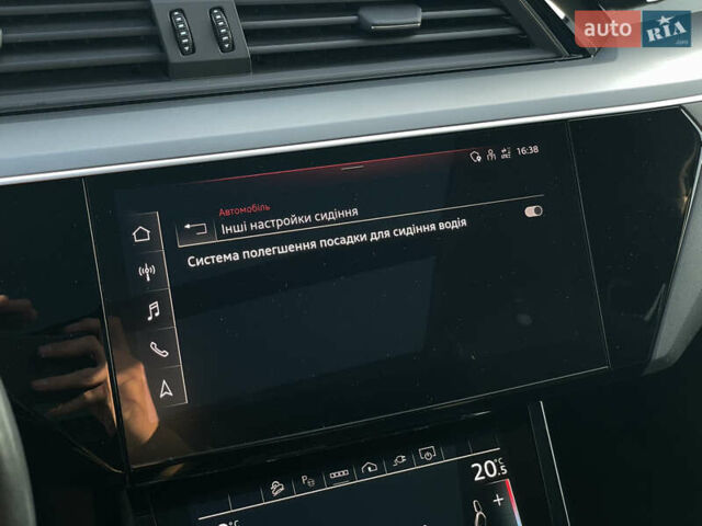 Синий Ауди E-Tron, объемом двигателя 0 л и пробегом 59 тыс. км за 34500 $, фото 64 на Automoto.ua