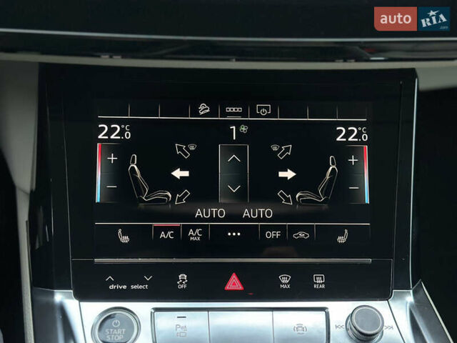 Синій Ауді E-Tron, об'ємом двигуна 0 л та пробігом 75 тис. км за 35900 $, фото 127 на Automoto.ua