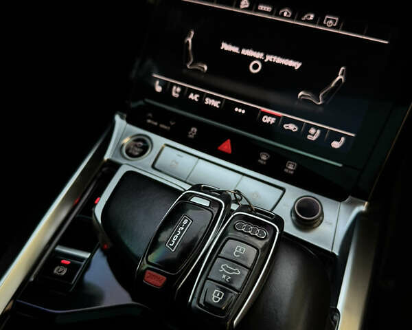 Синий Ауди E-Tron, объемом двигателя 0 л и пробегом 58 тыс. км за 40500 $, фото 58 на Automoto.ua