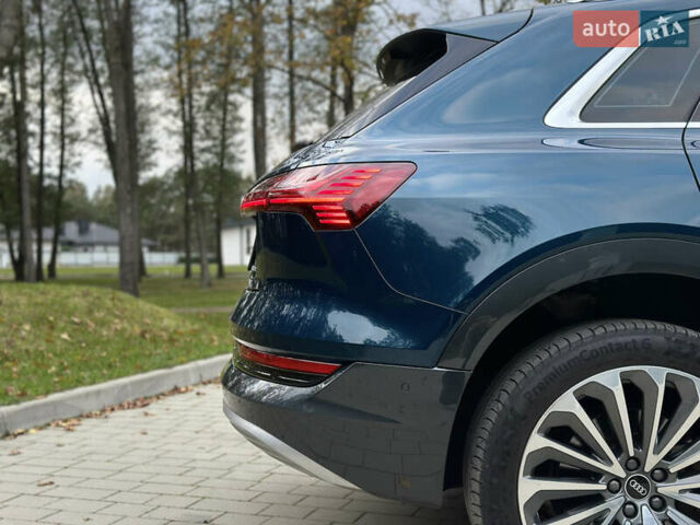 Синій Ауді E-Tron, об'ємом двигуна 0 л та пробігом 75 тис. км за 35900 $, фото 95 на Automoto.ua