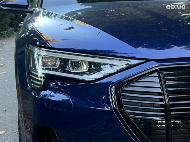 Синий Ауди E-Tron, объемом двигателя 0 л и пробегом 69 тыс. км за 35990 $, фото 3 на Automoto.ua