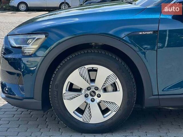 Синій Ауді E-Tron, об'ємом двигуна 0 л та пробігом 45 тис. км за 33900 $, фото 8 на Automoto.ua