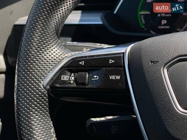 Синий Ауди E-Tron, объемом двигателя 0 л и пробегом 72 тыс. км за 42390 $, фото 28 на Automoto.ua