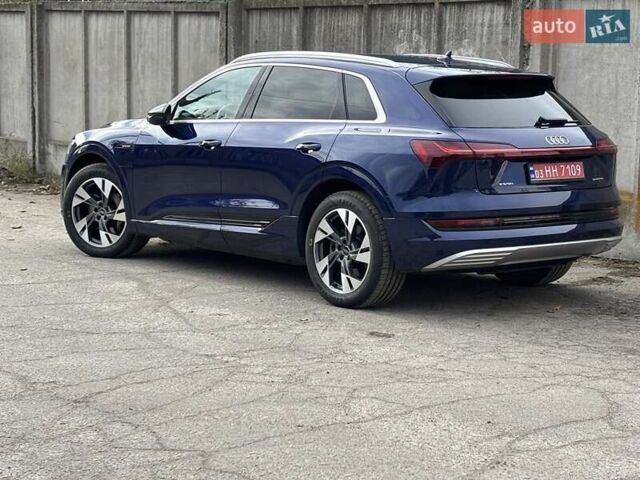 Синий Ауди E-Tron, объемом двигателя 0 л и пробегом 64 тыс. км за 32000 $, фото 4 на Automoto.ua