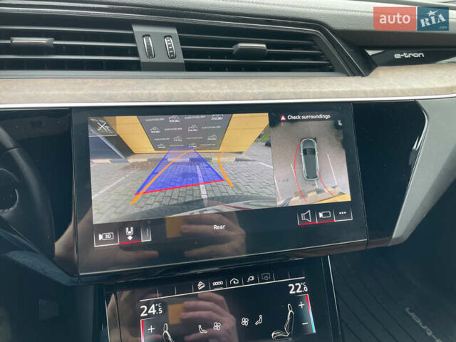 Синій Ауді E-Tron, об'ємом двигуна 0 л та пробігом 73 тис. км за 31000 $, фото 10 на Automoto.ua