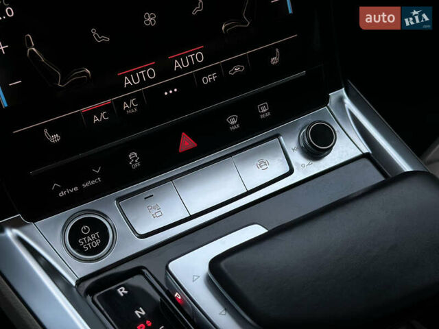 Синій Ауді E-Tron, об'ємом двигуна 0 л та пробігом 75 тис. км за 35900 $, фото 68 на Automoto.ua