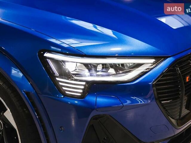 Синій Ауді E-Tron, об'ємом двигуна 0 л та пробігом 33 тис. км за 49899 $, фото 12 на Automoto.ua
