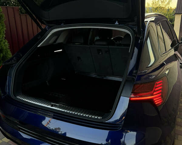 Синий Ауди E-Tron, объемом двигателя 0 л и пробегом 58 тыс. км за 40500 $, фото 41 на Automoto.ua