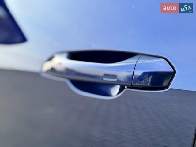 Синий Ауди E-Tron, объемом двигателя 0 л и пробегом 52 тыс. км за 37500 $, фото 110 на Automoto.ua