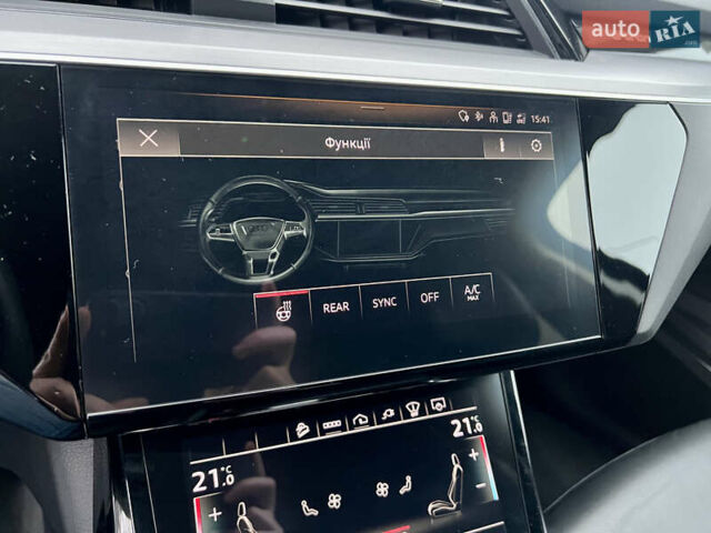 Синий Ауди E-Tron, объемом двигателя 0 л и пробегом 94 тыс. км за 34900 $, фото 22 на Automoto.ua