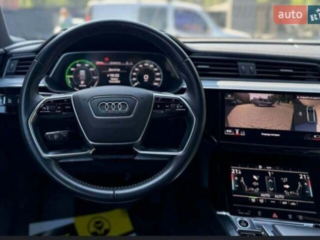 Синий Ауди E-Tron, объемом двигателя 0 л и пробегом 38 тыс. км за 37700 $, фото 13 на Automoto.ua