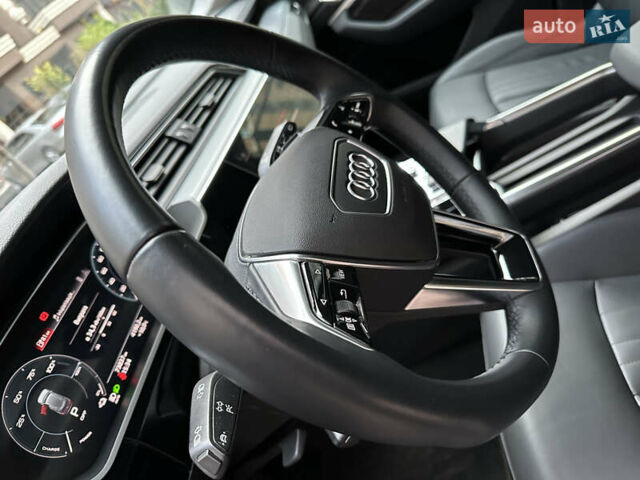 Синий Ауди E-Tron, объемом двигателя 0 л и пробегом 73 тыс. км за 34900 $, фото 37 на Automoto.ua