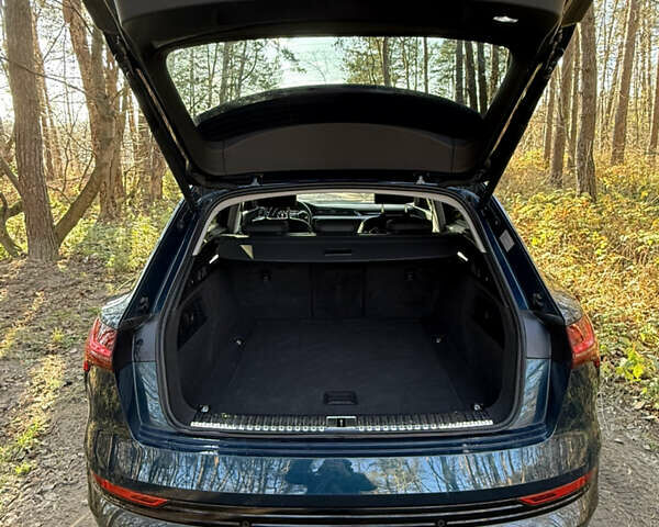 Синий Ауди E-Tron, объемом двигателя 0 л и пробегом 99 тыс. км за 32000 $, фото 17 на Automoto.ua