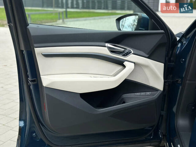 Синій Ауді E-Tron, об'ємом двигуна 0 л та пробігом 75 тис. км за 35900 $, фото 33 на Automoto.ua