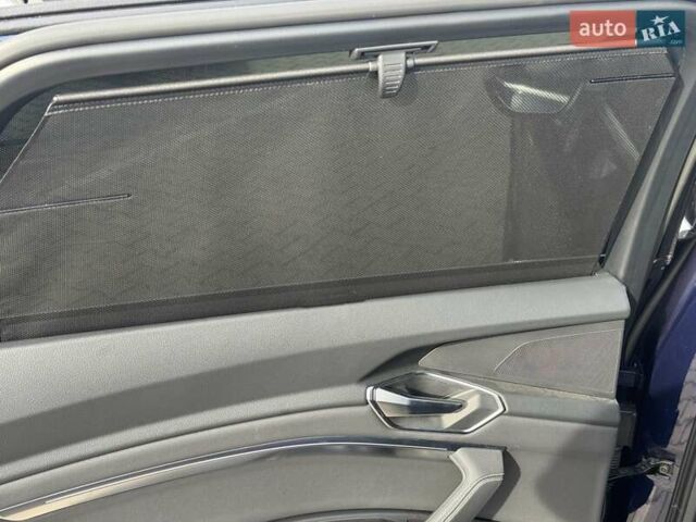 Синий Ауди E-Tron, объемом двигателя 0 л и пробегом 88 тыс. км за 36000 $, фото 19 на Automoto.ua