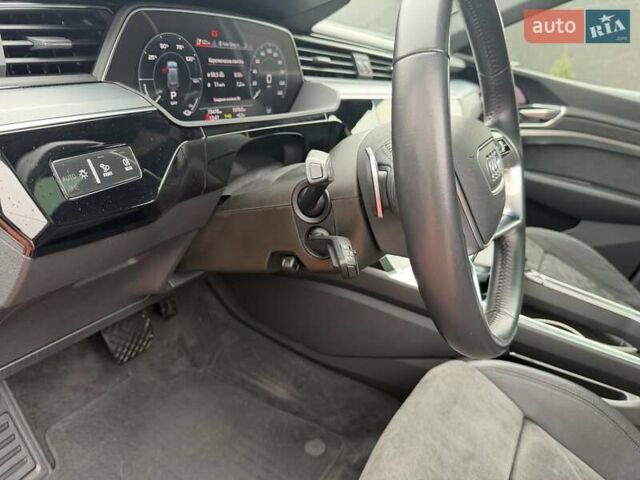 Синий Ауди E-Tron, объемом двигателя 0 л и пробегом 71 тыс. км за 38900 $, фото 31 на Automoto.ua