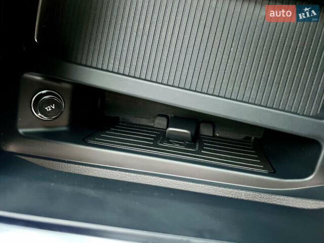 Синий Ауди E-Tron, объемом двигателя 0 л и пробегом 94 тыс. км за 34900 $, фото 27 на Automoto.ua