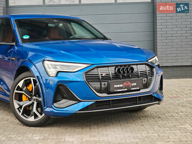 Синій Ауді E-Tron, об'ємом двигуна 0 л та пробігом 35 тис. км за 49899 $, фото 2 на Automoto.ua