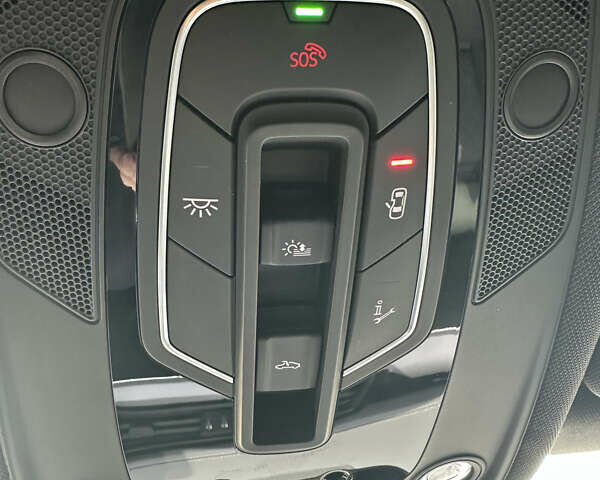 Синий Ауди E-Tron, объемом двигателя 0 л и пробегом 52 тыс. км за 47997 $, фото 19 на Automoto.ua