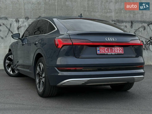 Ауді E-Tron 2021 у Львові на Automoto.ua Синій Ауді E-Tron, об'ємом двигуна 0 л та пробігом 73 тис. км за 38520 $, фото 16 на Automoto.ua