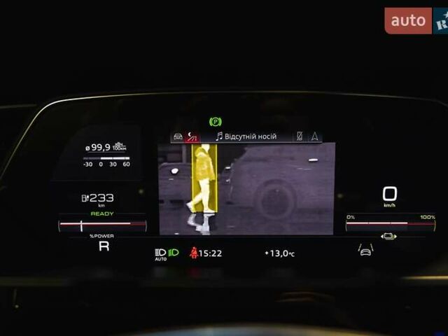 Синій Ауді E-Tron, об'ємом двигуна 0 л та пробігом 33 тис. км за 49899 $, фото 41 на Automoto.ua