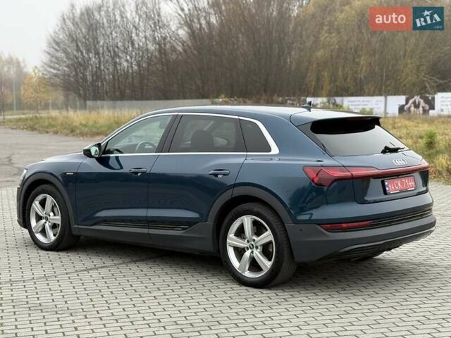 Синий Ауди E-Tron, объемом двигателя 0 л и пробегом 69 тыс. км за 32700 $, фото 7 на Automoto.ua